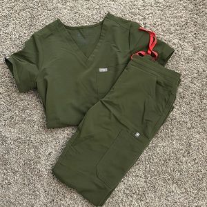 FIGS olive green set!